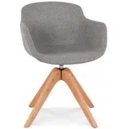 Chaise avec accoudoirs ‘AMOS’ en tissu gris et pieds en bois naturel