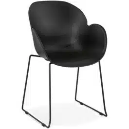 Chaise avec accoudoirs ‘ZAKARY’ noire avec pied en métal – intérieur /extérieur