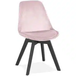 Chaise en velours rose ‘JOE’ avec structure en bois noir