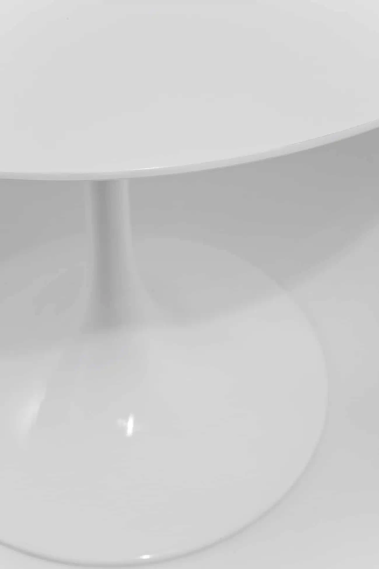 Table Invitation 90cm blanche Kare Design